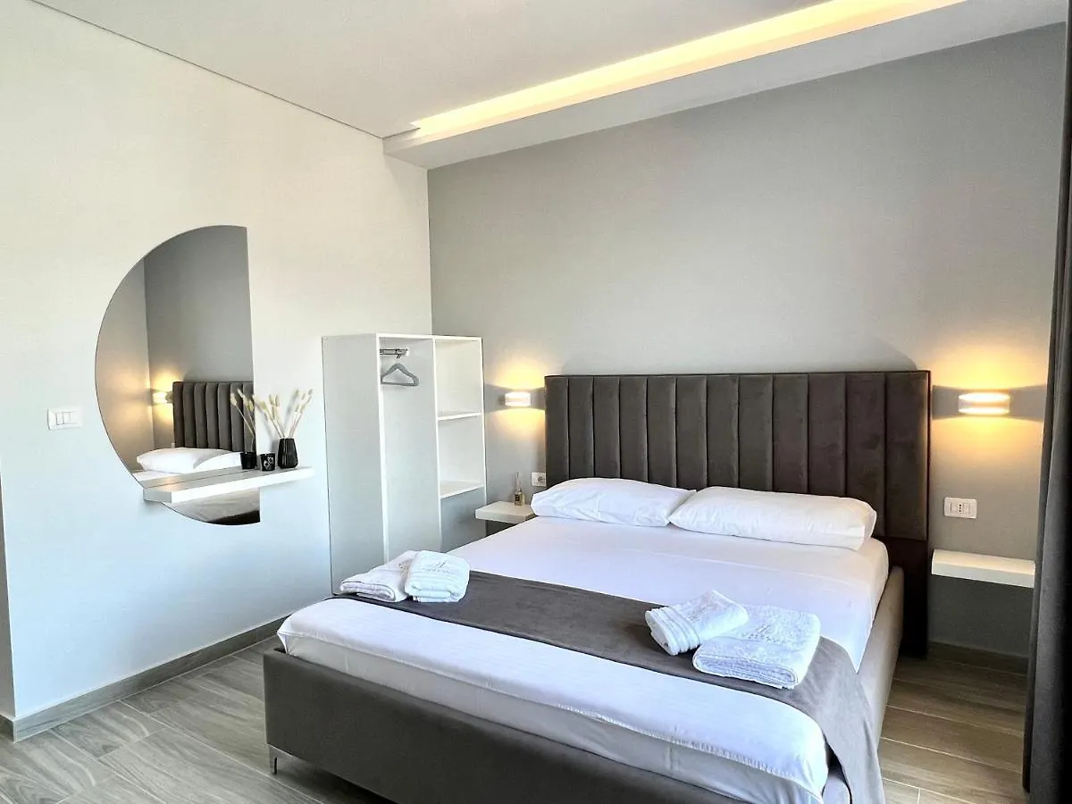Apartments Klajdi Saranda