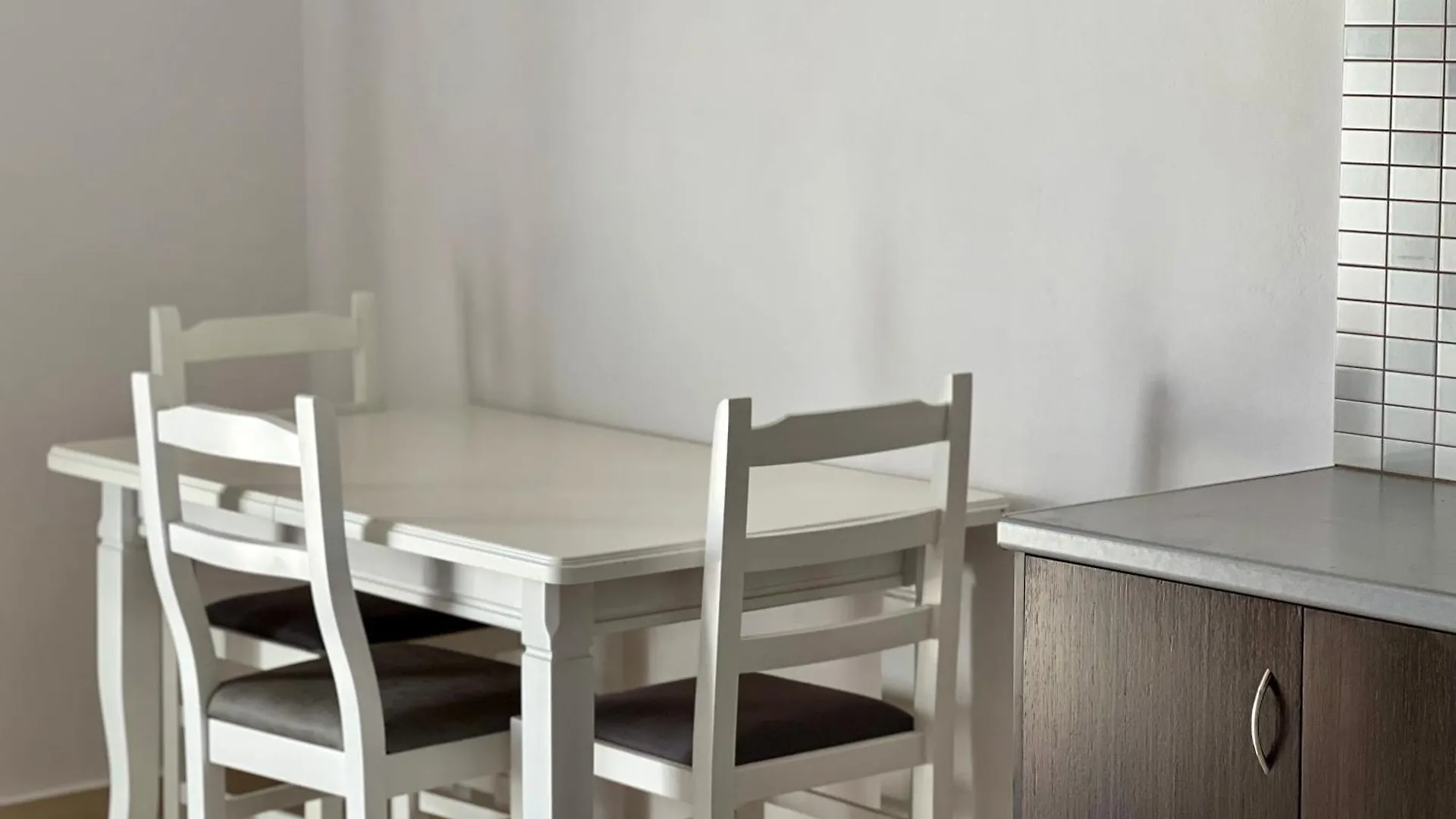 Apartments Klajdi Saranda