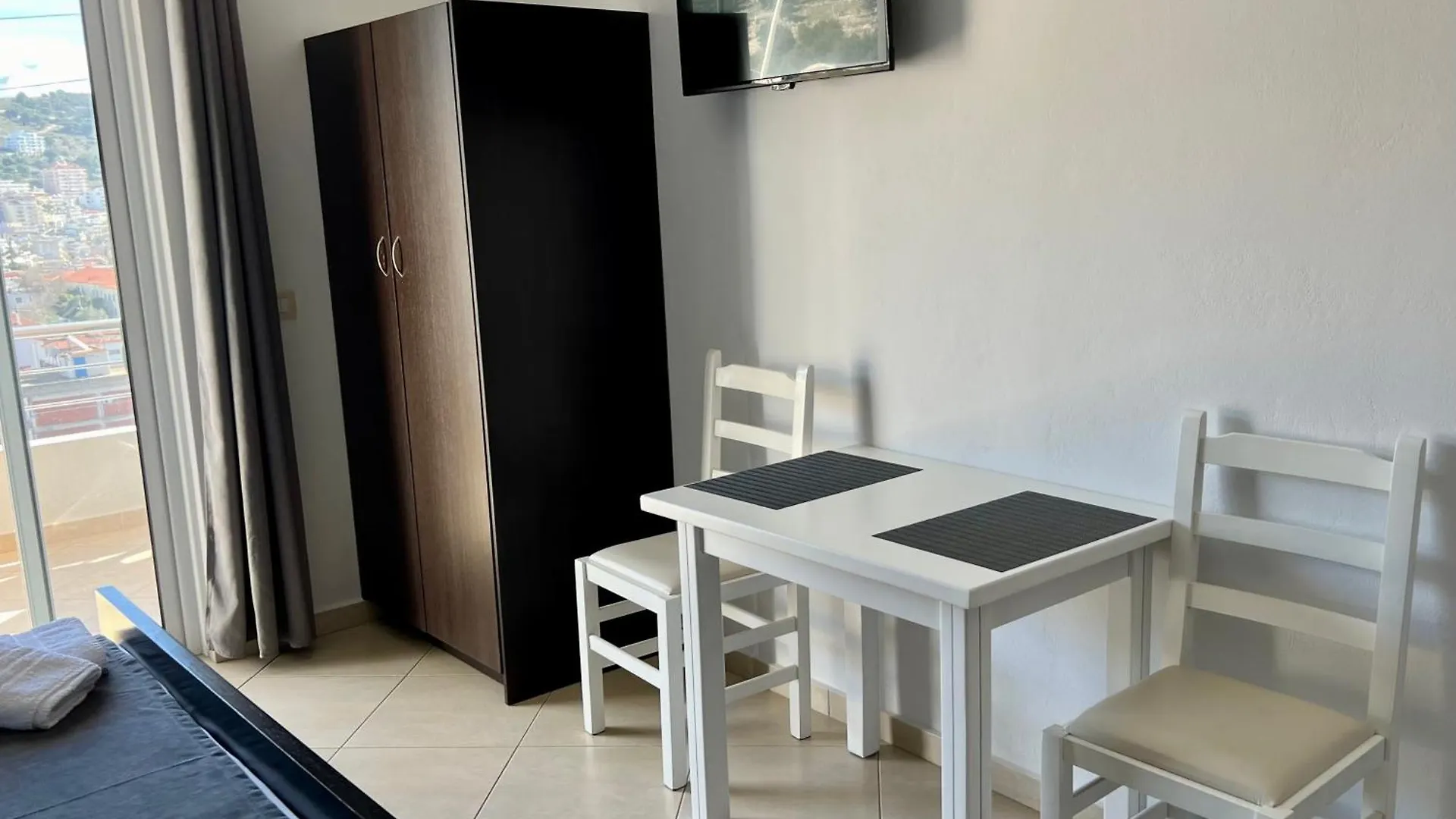 Apartments Klajdi Sarandë