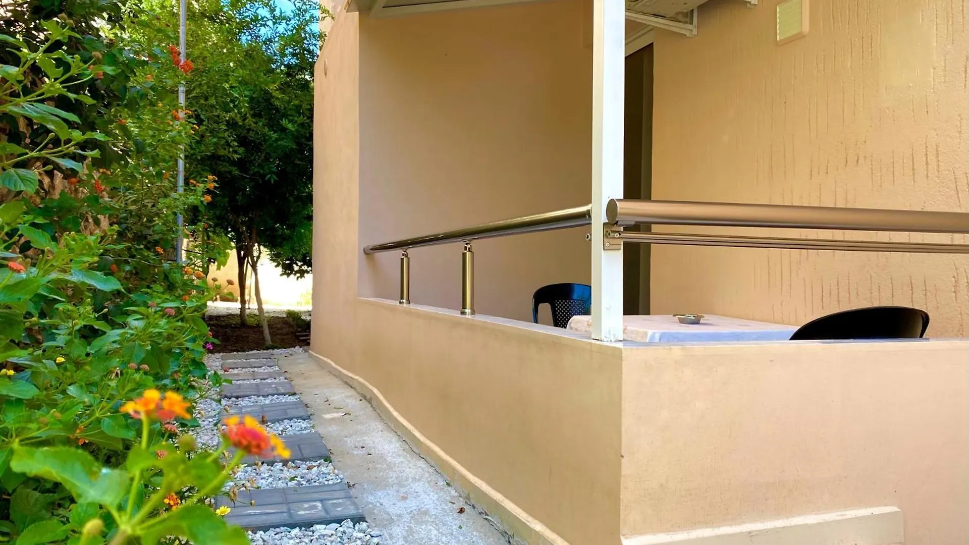 Apartments Klajdi Sarandë