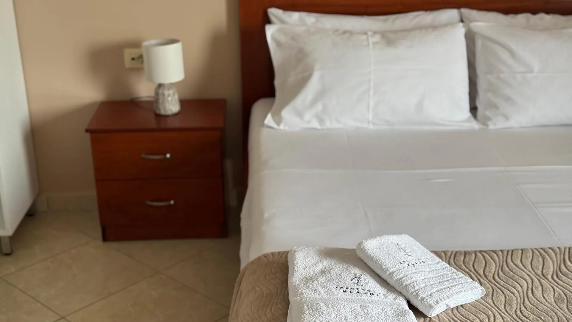 Apartments Klajdi Sarandë