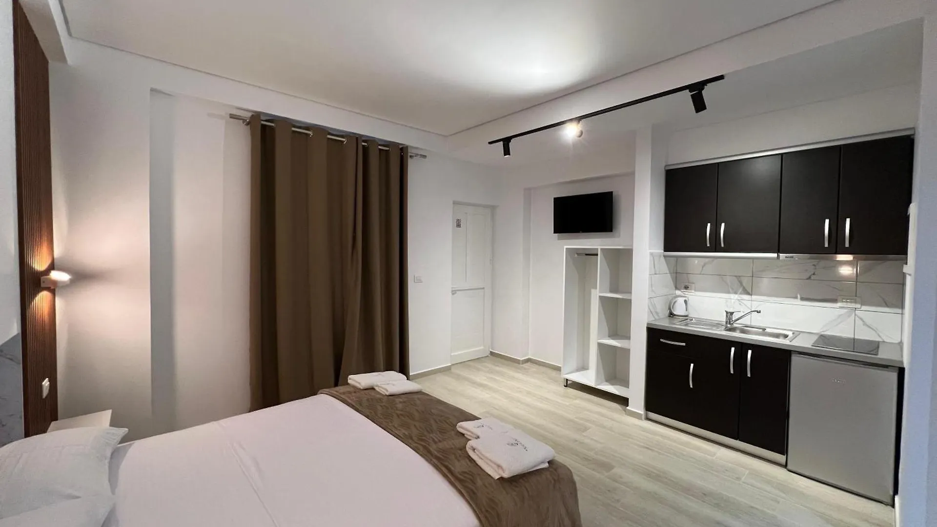 Apartments Klajdi Sarande