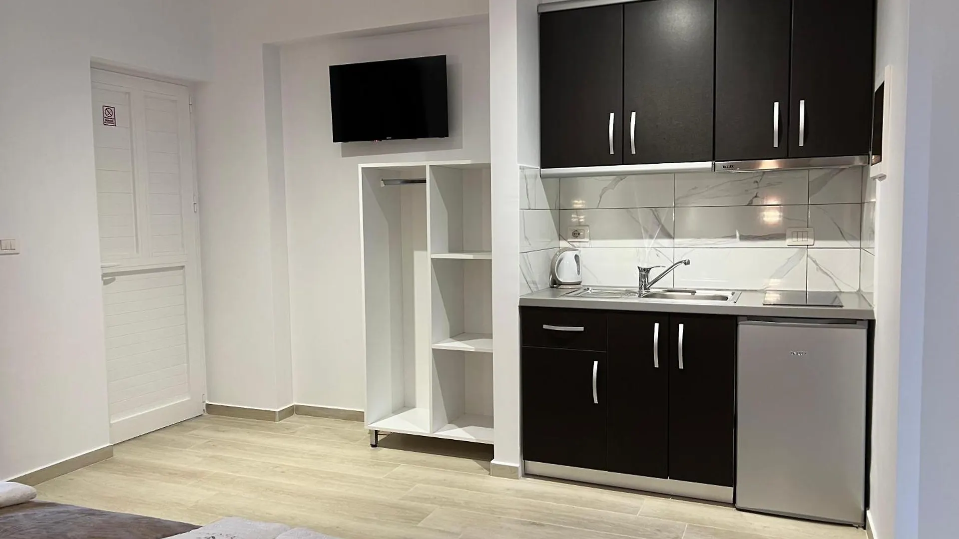 Apartments Klajdi Sarande
