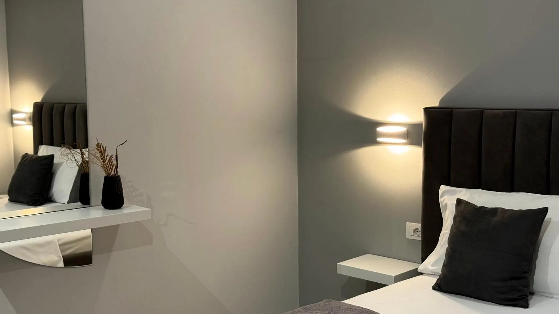 Apartments Klajdi Sarande